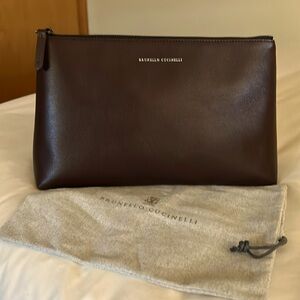 Brunello Cucinelli NWOT Large Leather Clutch Bag in Deep Rich Dark Brown
